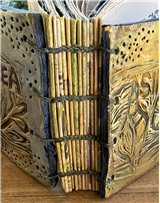 Watermedia Approaches for Book Structures 