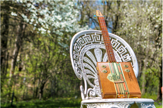 Cigar Box Guitar (Long Weekend)