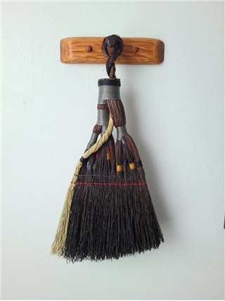 Brooms Outside the Box–Experimental Approaches to Broom Making