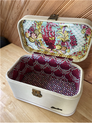 Vintage Train Case Redesign (Long Weekend)