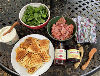 Scandinavian Woodcarving Methods & Waffles (Long Weekend)