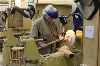 Dry and Green Woodturning–Basics and Beyond