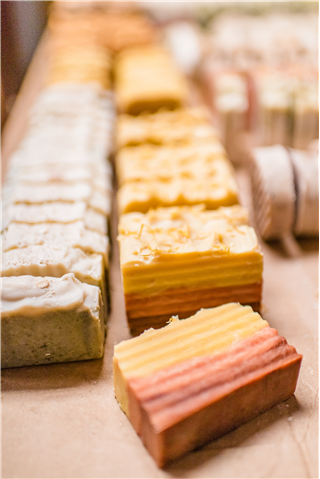 Holiday Soap Making & Design! (Holiday in the Mountains)