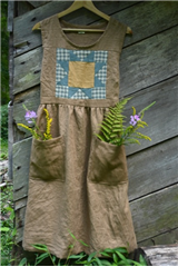 Homestead Pinafore